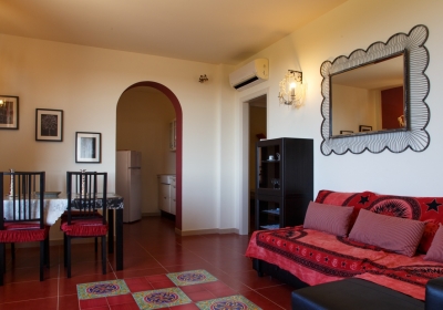 Casa Vacanze Residence Latruvatura Trilocali In Villa Con Piscina